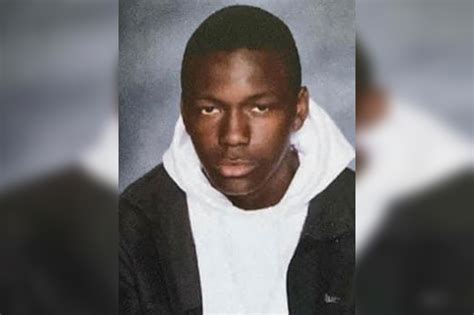 Louis high school left a note in his car saying his feelings of loneliness were "a perfect storm for a mass shooting," the city&39;s police commissioner said on Tuesday. . Orlando harris shooter